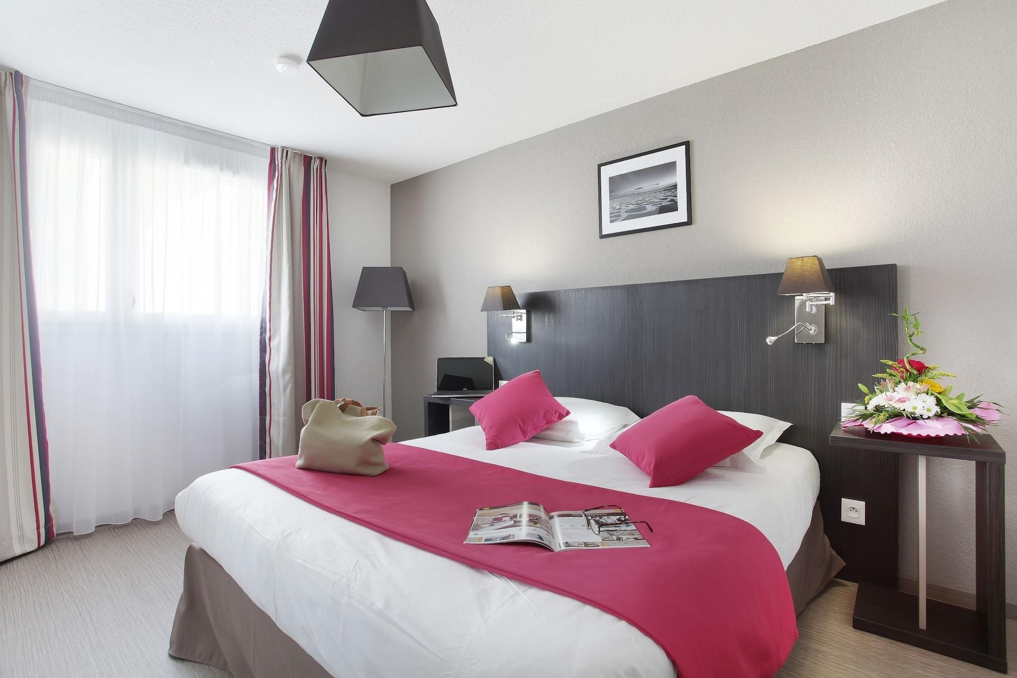 Aparthotel Odalys Le Dome 3*